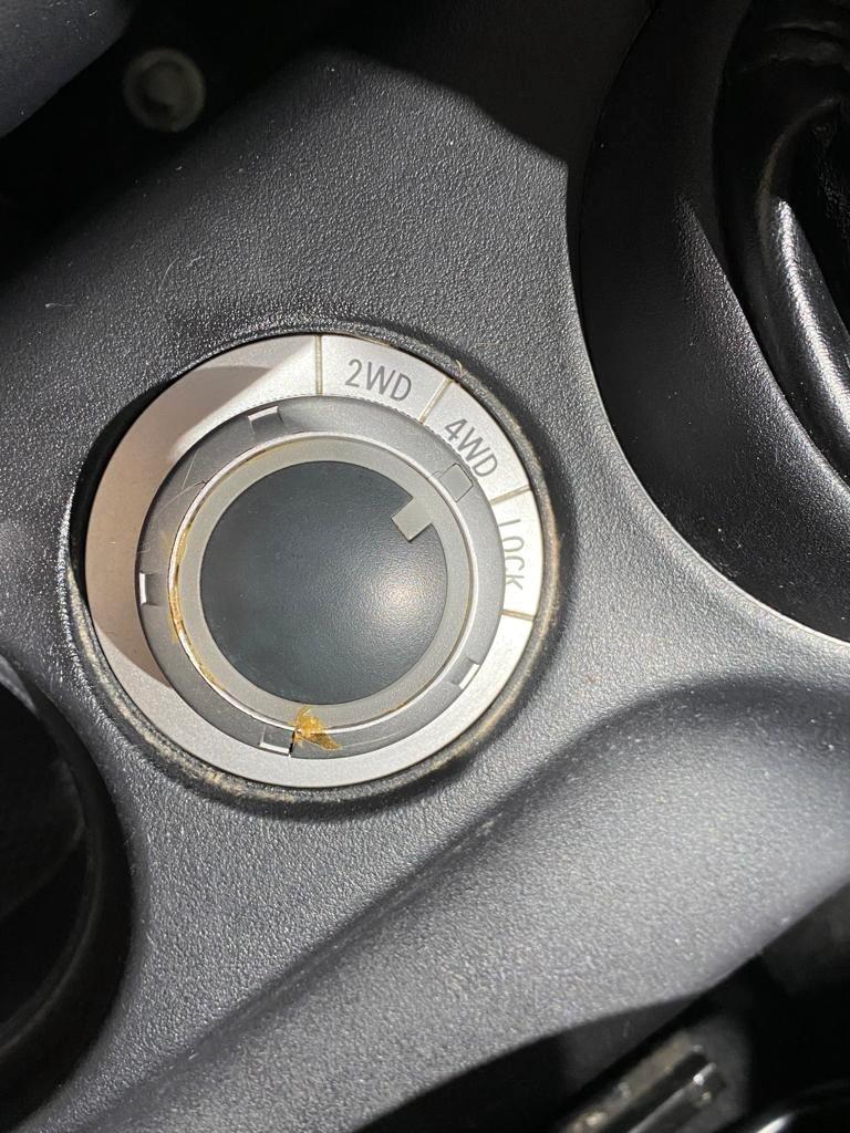 Citroen C-Crosser 2.2 Diesel - 2011