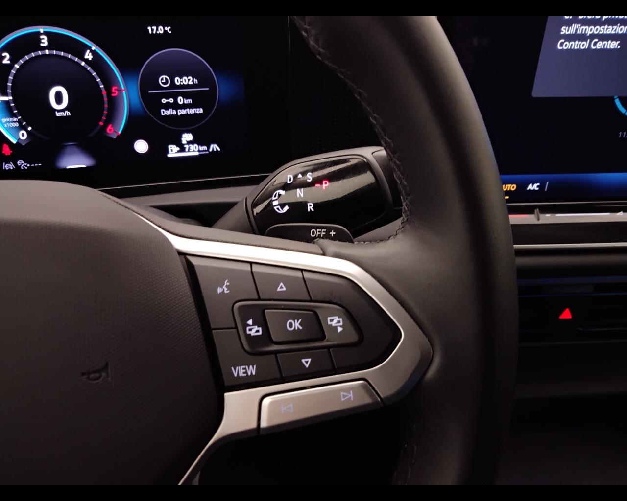 VOLKSWAGEN Tiguan III 2024 - Tiguan 2.0 tdi Life 150cv dsg