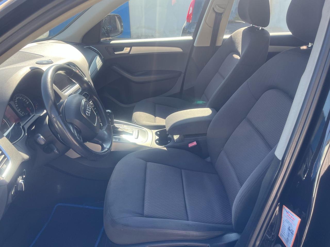 Audi Q5-2.0 tdi/170 cv-s.tronic-4X4-2012