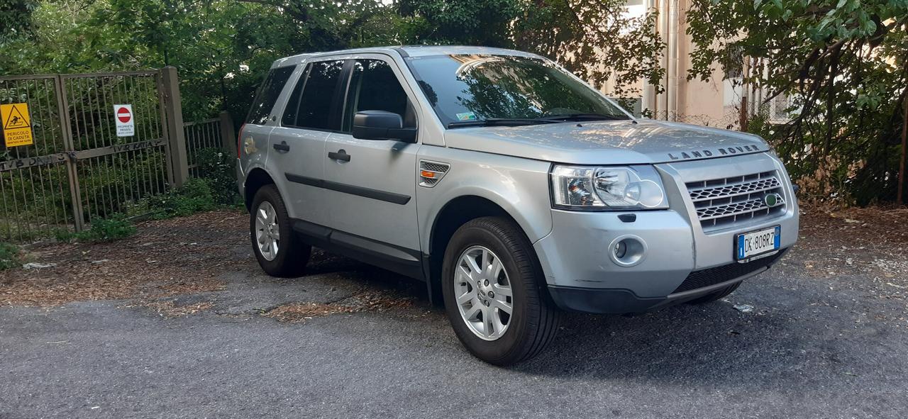 Land Rover Freelander 2.2 TD4 S.W. E