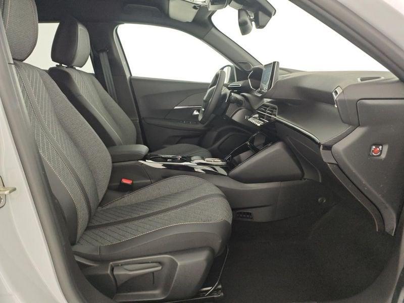 Peugeot 2008 Hybrid 145 e-DCS6 Allure