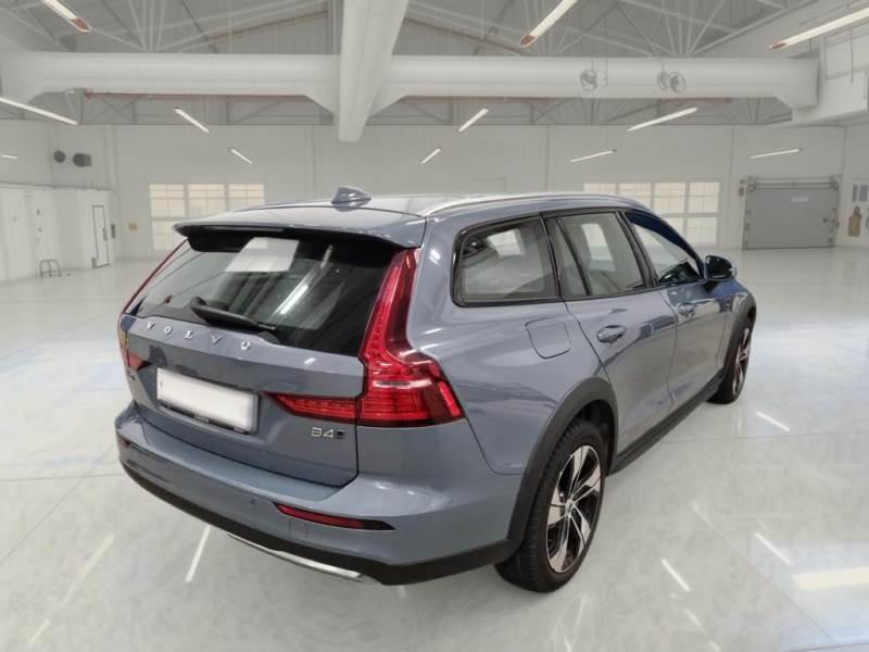 Volvo V60 2.0 B4 Ultimate AWD automatico