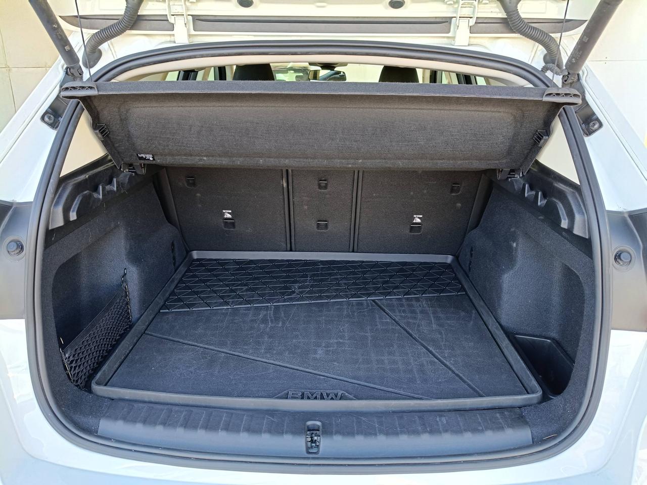 BMW X1 U11 - X1 sdrive18d X-Line auto