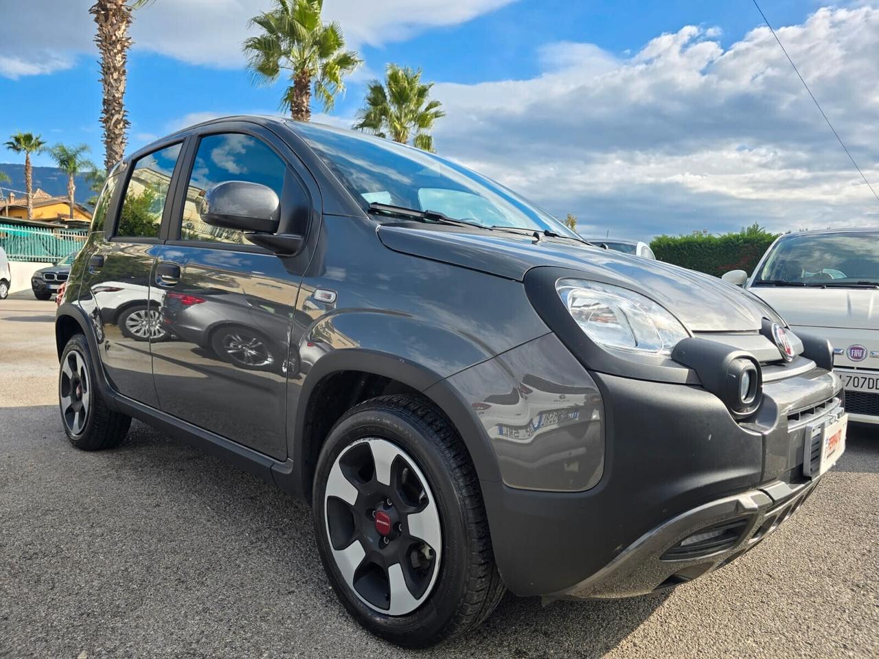 FIAT PANDA CROSS 1.0HYBRID 71CV GARANZIA 24MESI