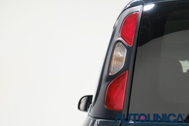 FIAT Panda 1.0 FIREFLY S&S HYBRID GARMIN NEOPATENTATI