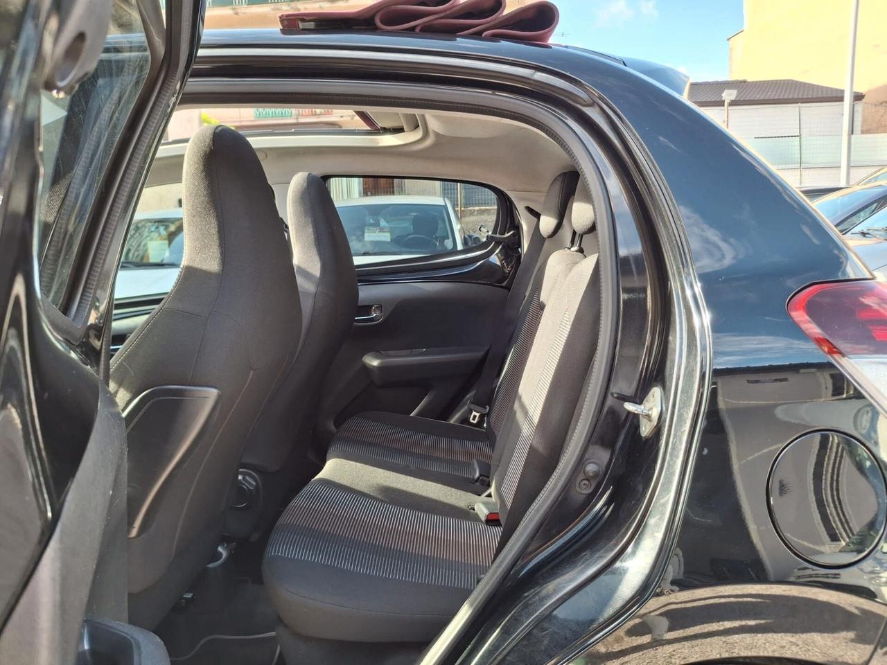 Peugeot 108 VTi 68 5 porte Allure TOP!