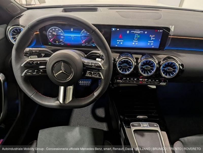 Mercedes-Benz Classe A 180 AMG LINE PREMIUM PLUS AUTOMATIC