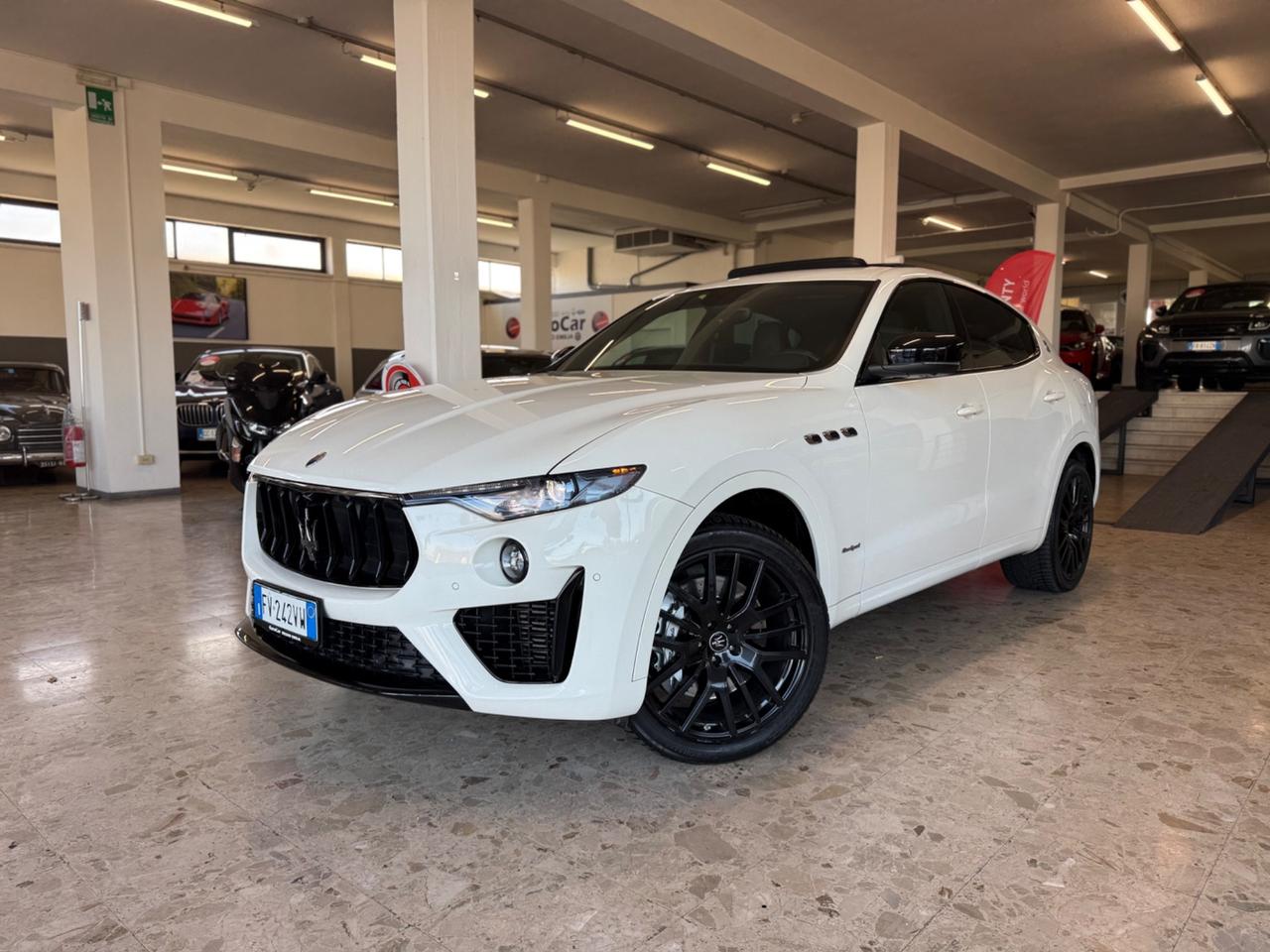 Maserati Levante 3.0 V6 350cv AWD Gransport 11/2019