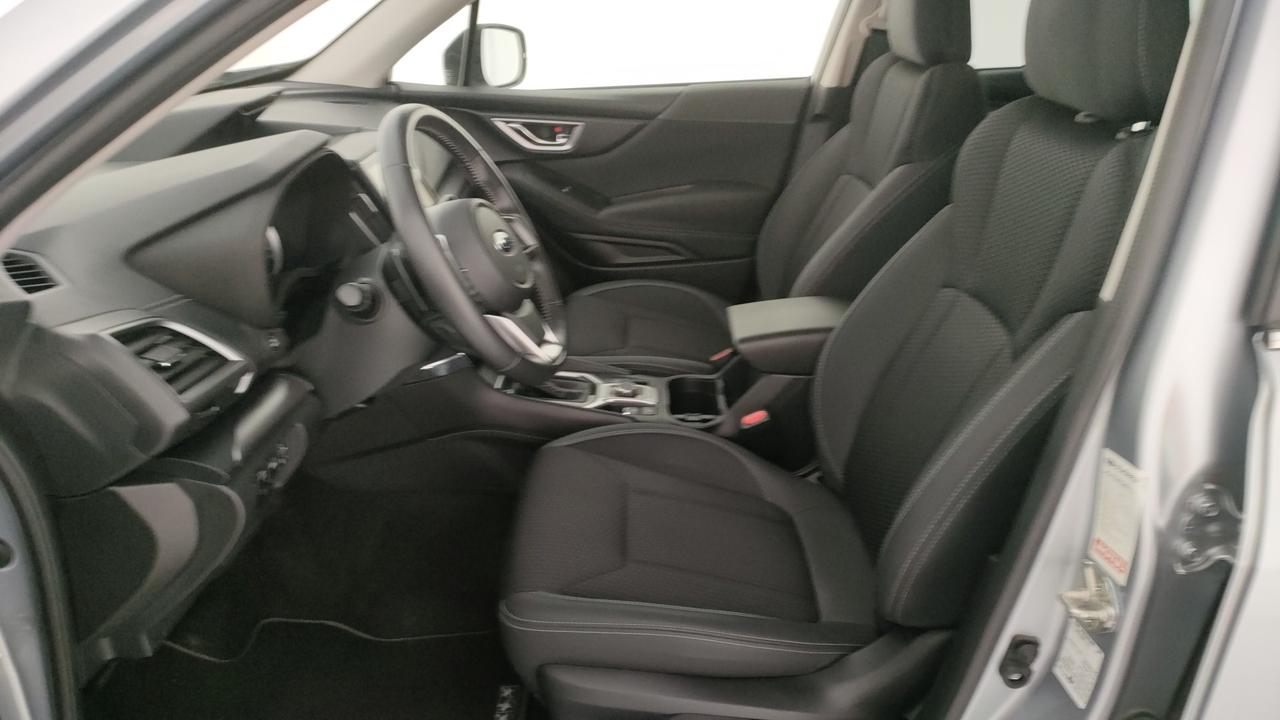 SUBARU Forester 2.0i e-boxer Style lineartronic