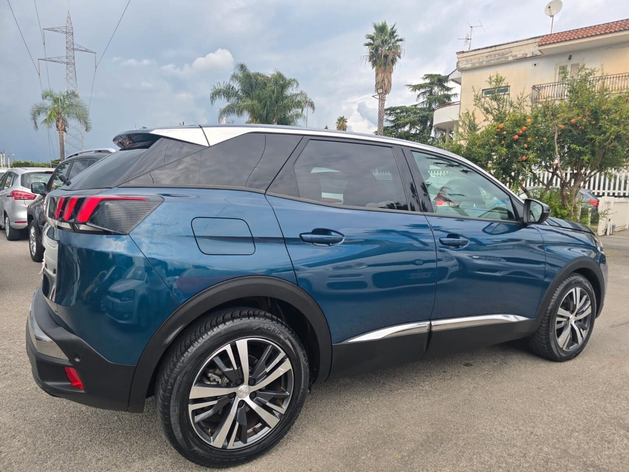 PEUGEOT 3008 1.5BLUEHDI 130CV AUTOM ALLURE PACK FULL