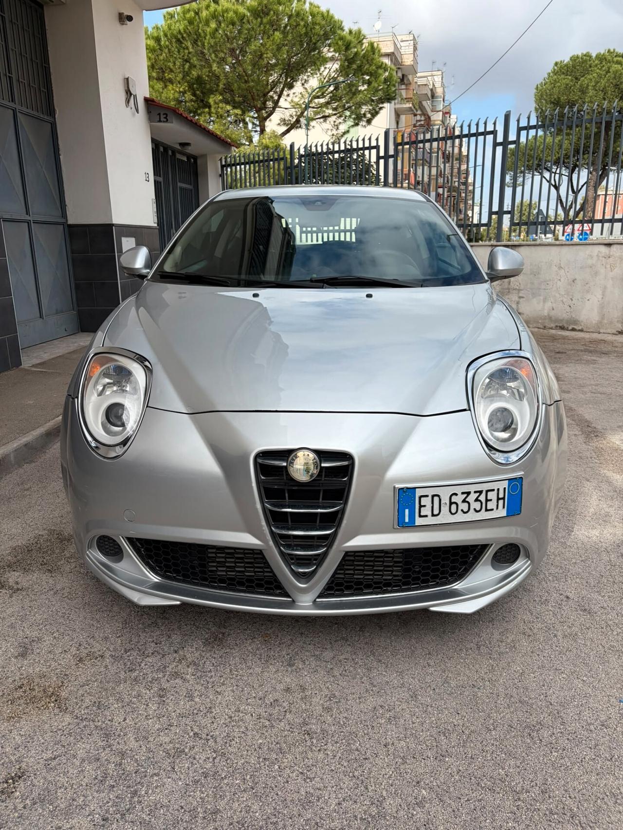 Alfa Romeo MiTo 1.6 JTDm 16V Distinctive Sport Pack