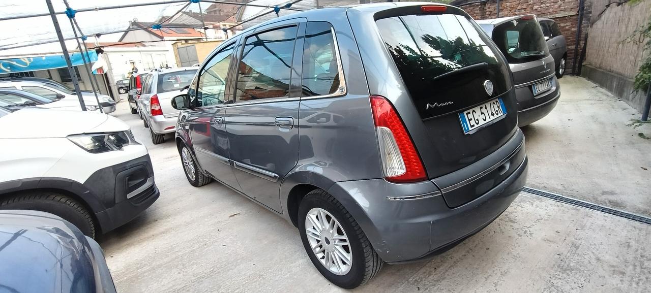 Lancia MUSA 1.3 Mjt 95 CV Platinum