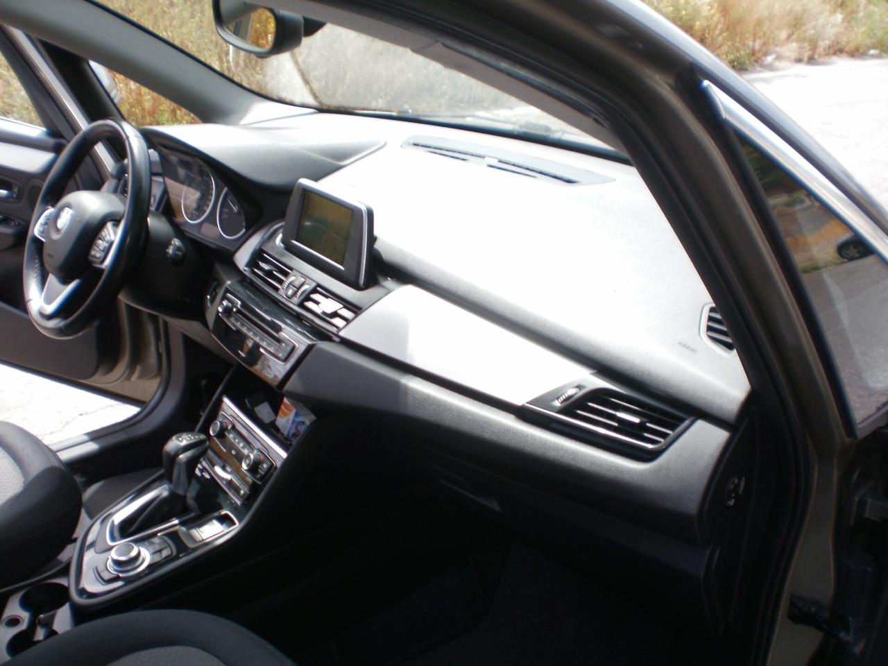 Bmw 2er Active Tourer 218d Sport