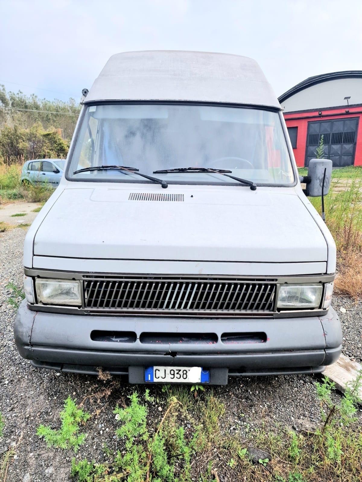 938 camper puro fiat 290 sinistrato del 1991 in saldo