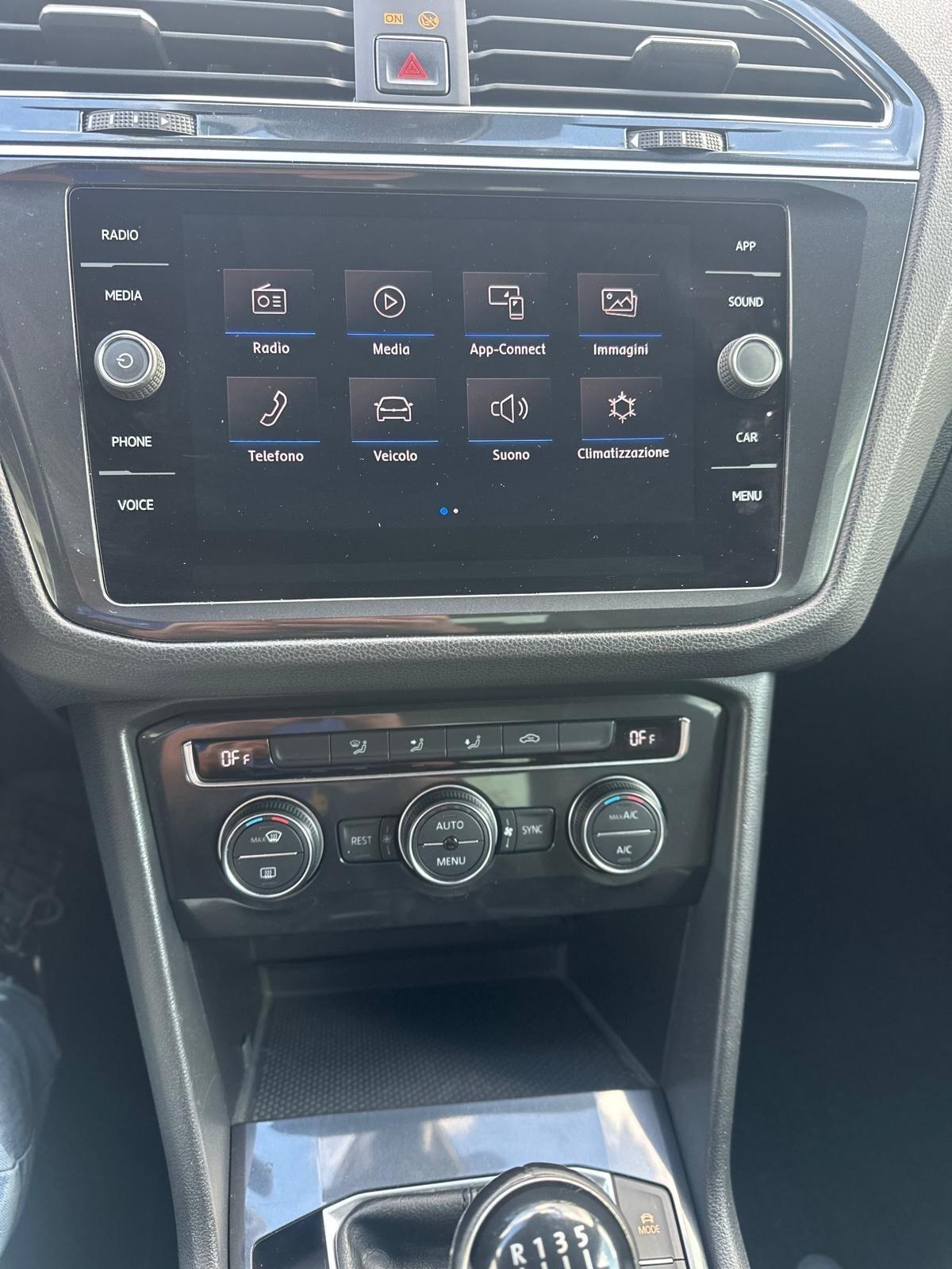 Volkswagen Tiguan 1.6 TDI SCR R.LINE