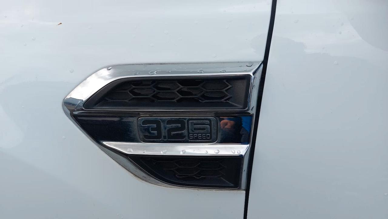 Ford Ranger 3.2 TDCi DC Limited 5pt.