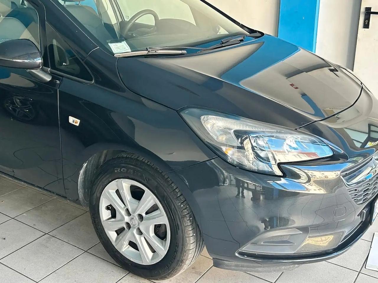 Opel Corsa 1.2 5 porte