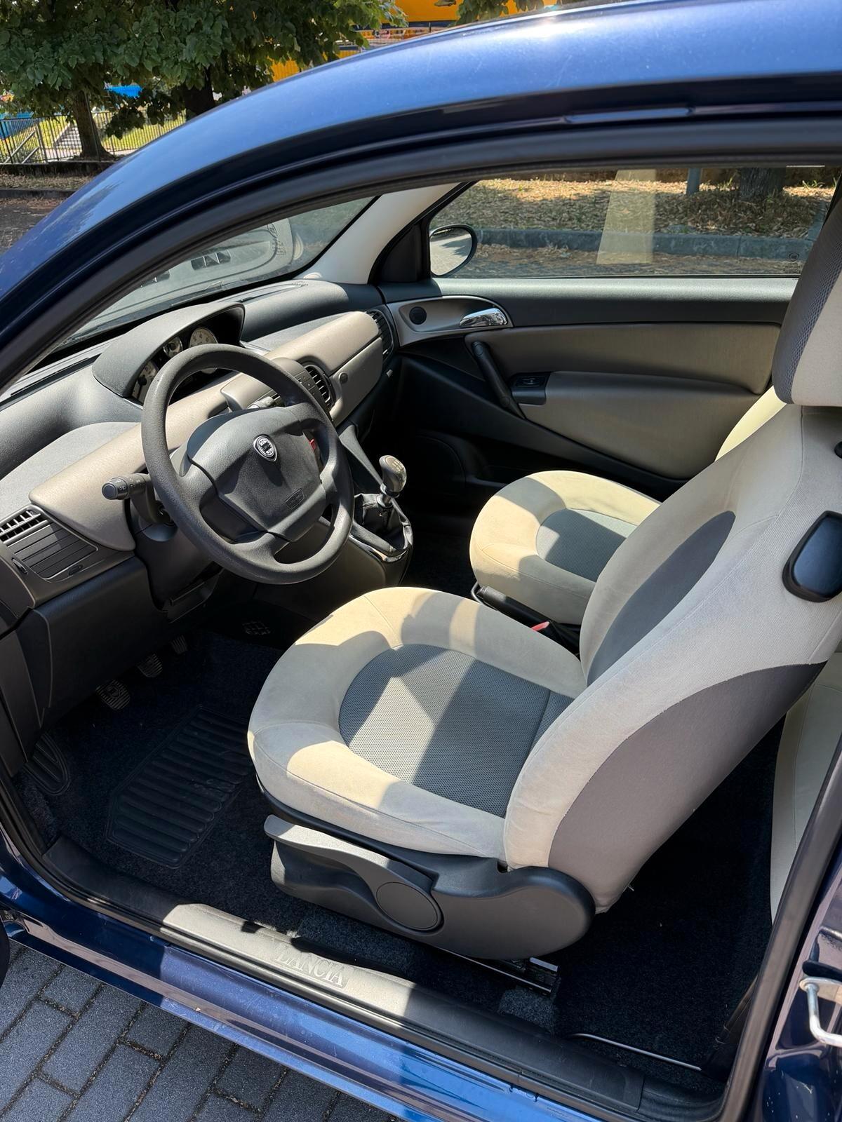 Lancia Ypsilon 1.2