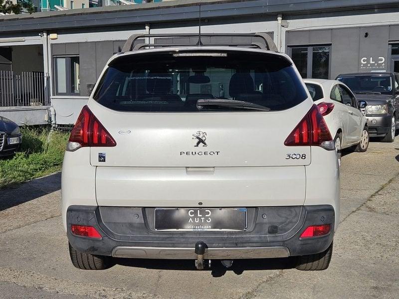 Peugeot 3008 HYbrid4 2.0 HDi GANCIO TRAINO