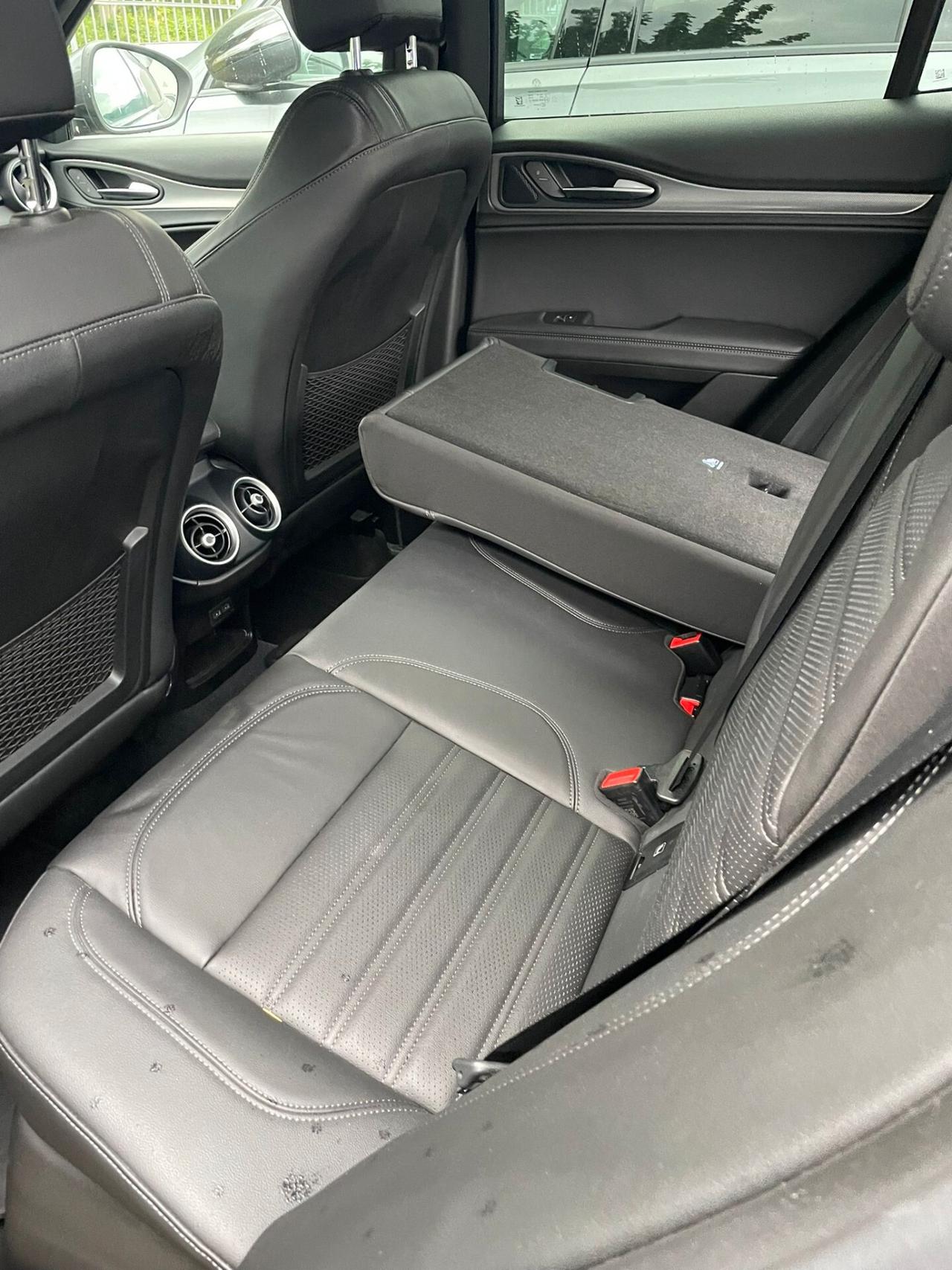 Stelvio 2.2 Turbodiesel 210 CV AT8 Q4 Veloce