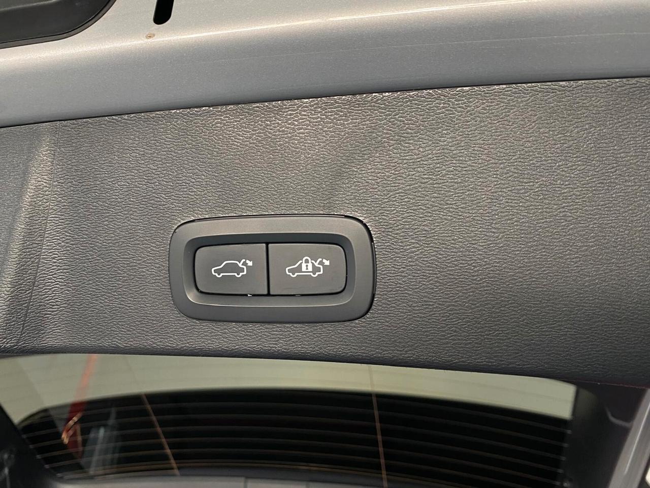 Volvo XC40 T4 Recharge Plug-in Hybrid automatico Core