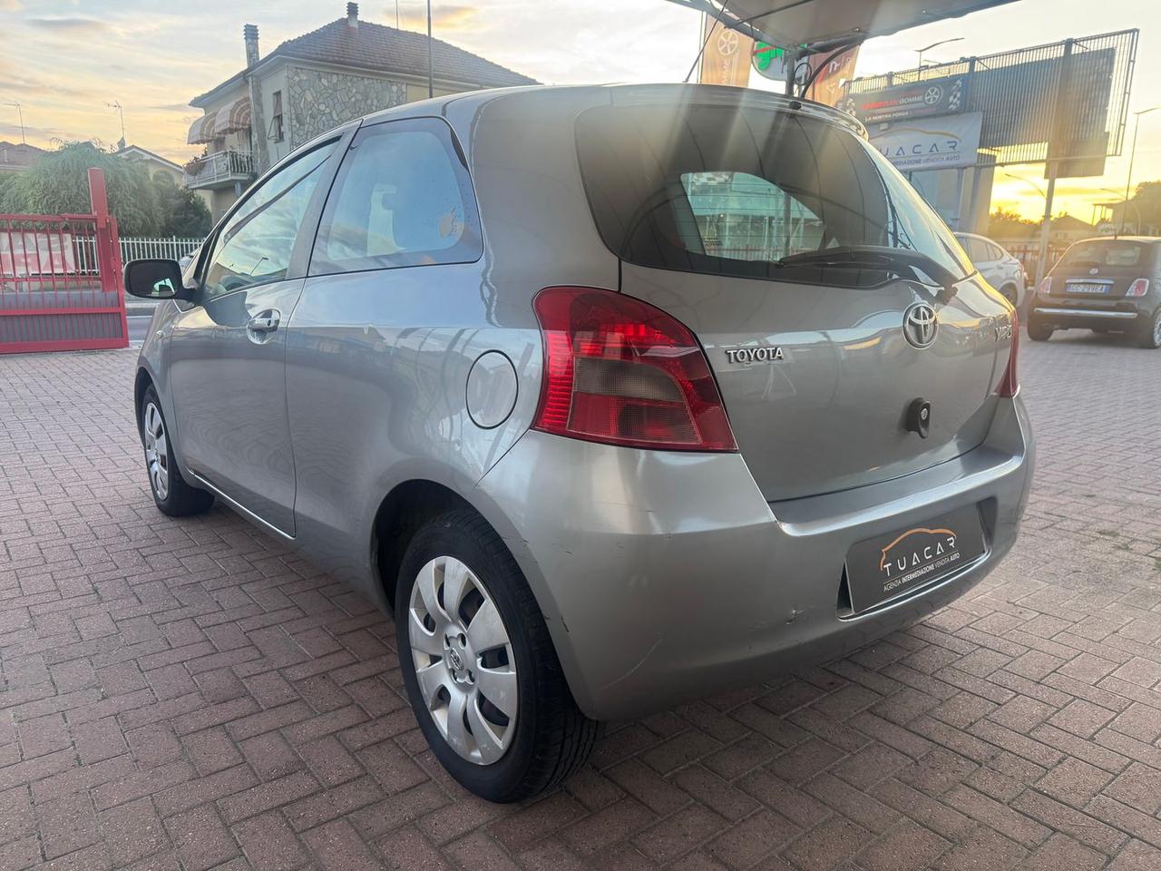 Toyota Yaris 1.0 VVT-i Sol #50407