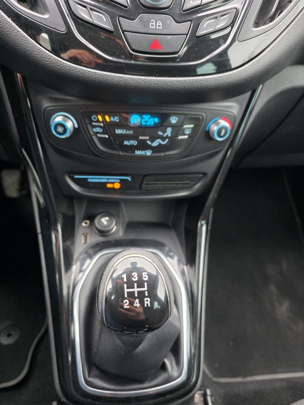 Ford B-Max 1.5 TDCi 75 CV Business Titanium