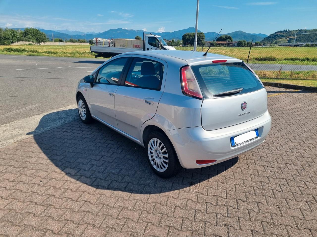 Fiat Punto 1.2 8V 5 porte Lounge, solo 77.000 km! GARANZIA!