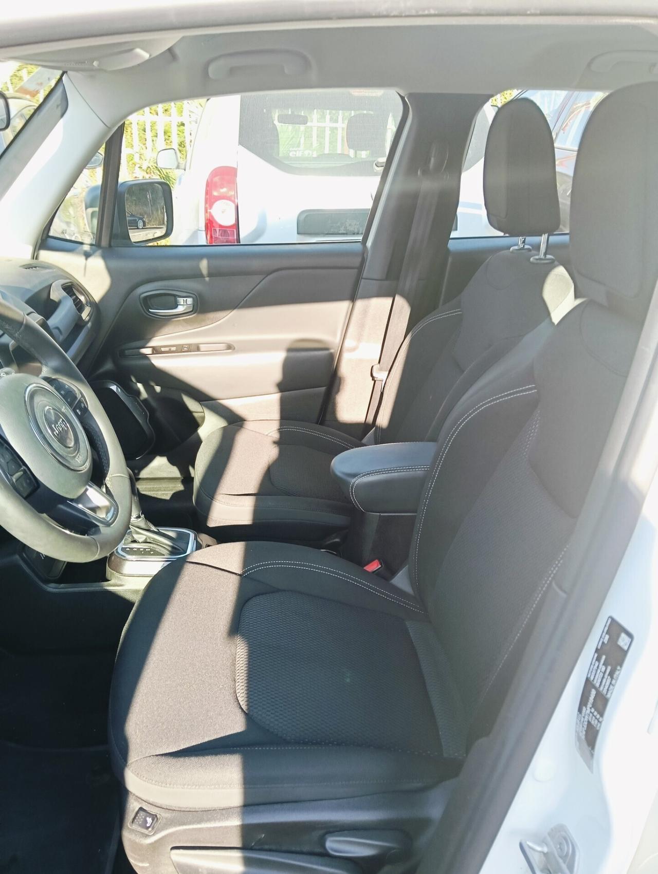 Jeep Renegade 1.3 T4 190CV PHEV 4xe AT6 Business Plus