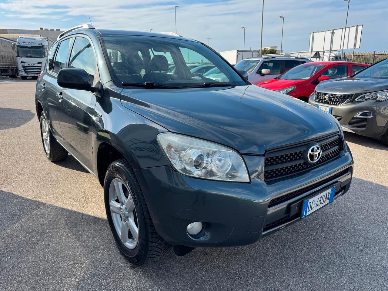 Toyota RAV 4 RAV4 2.2 D-4D 136 CV Sol