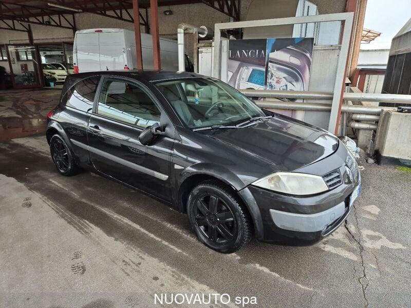 Renault Mégane Mégane 1.4 16V 3 porte Confort Dynamique