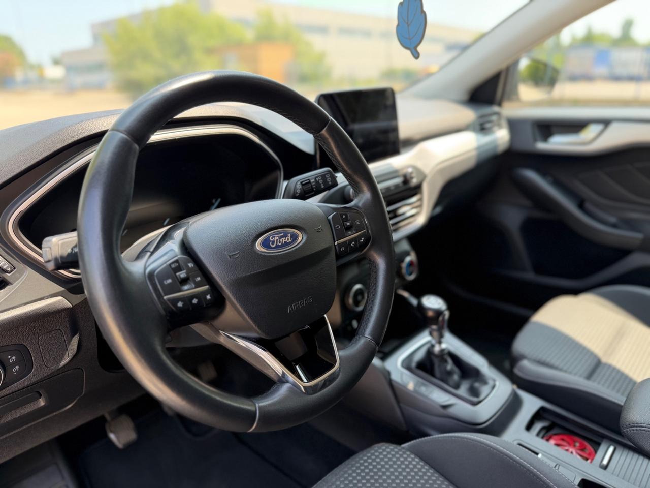 FORD FOCUS BUSINESS FULL OPTIONAL OK NEOPATENTATI FULL LED GARANZIA 24 MESI