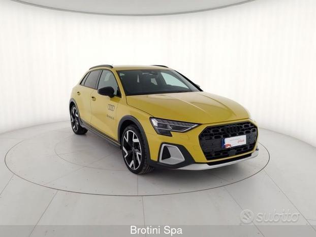 Audi A3 allstreet 35 TFSI S tronic Identity C...
