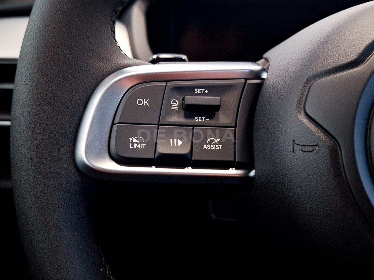 Jeep Avenger 1.2 turbo e-hybrid mhev altitude fwd 110cv edct6