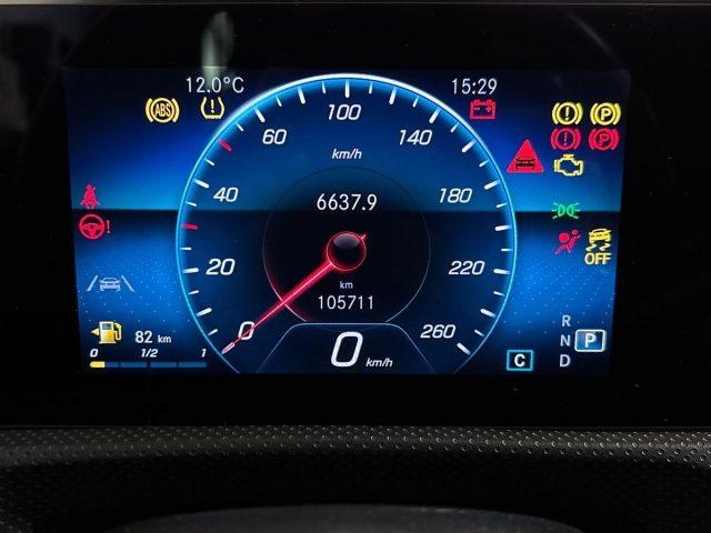 MERCEDES-BENZ A 180 d Automatic Premium