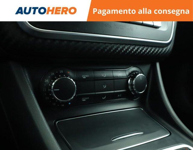 MERCEDES-BENZ A 200 d Premium