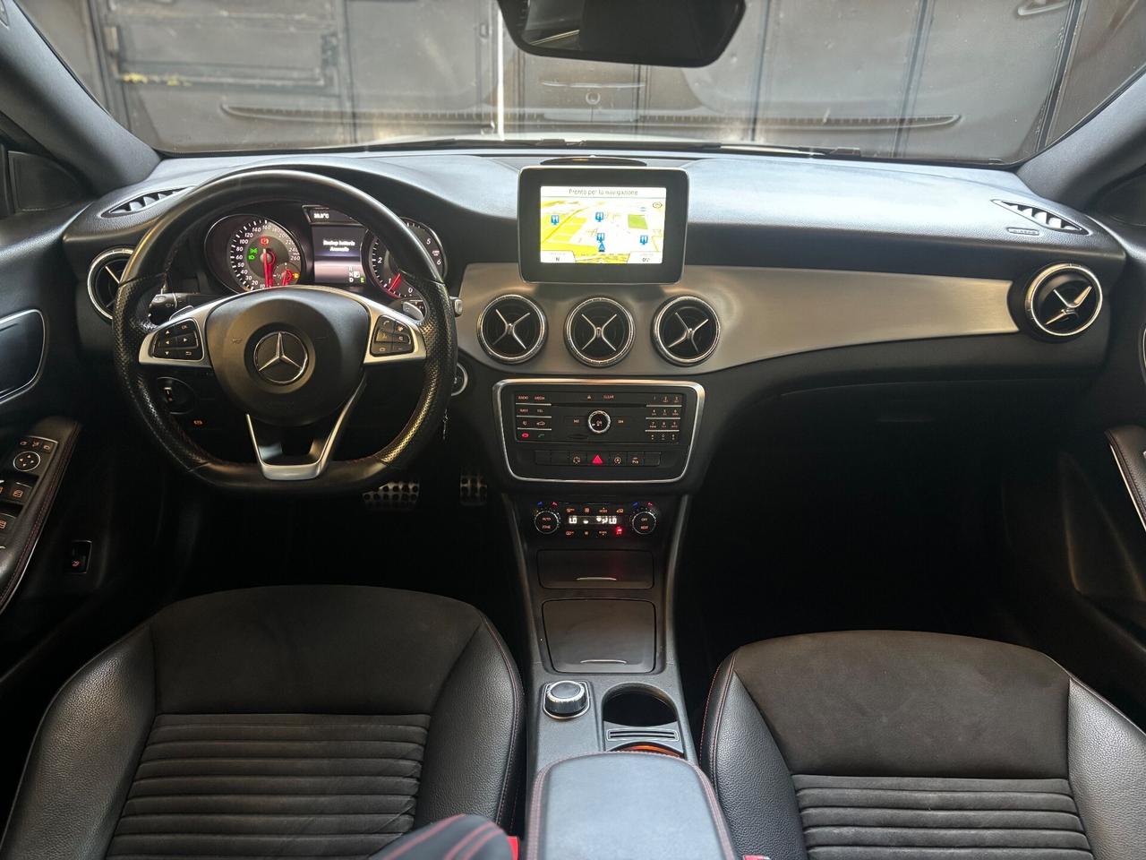 Mercedes-benz CLA 200 CLA 200 CDI Automatic Premium