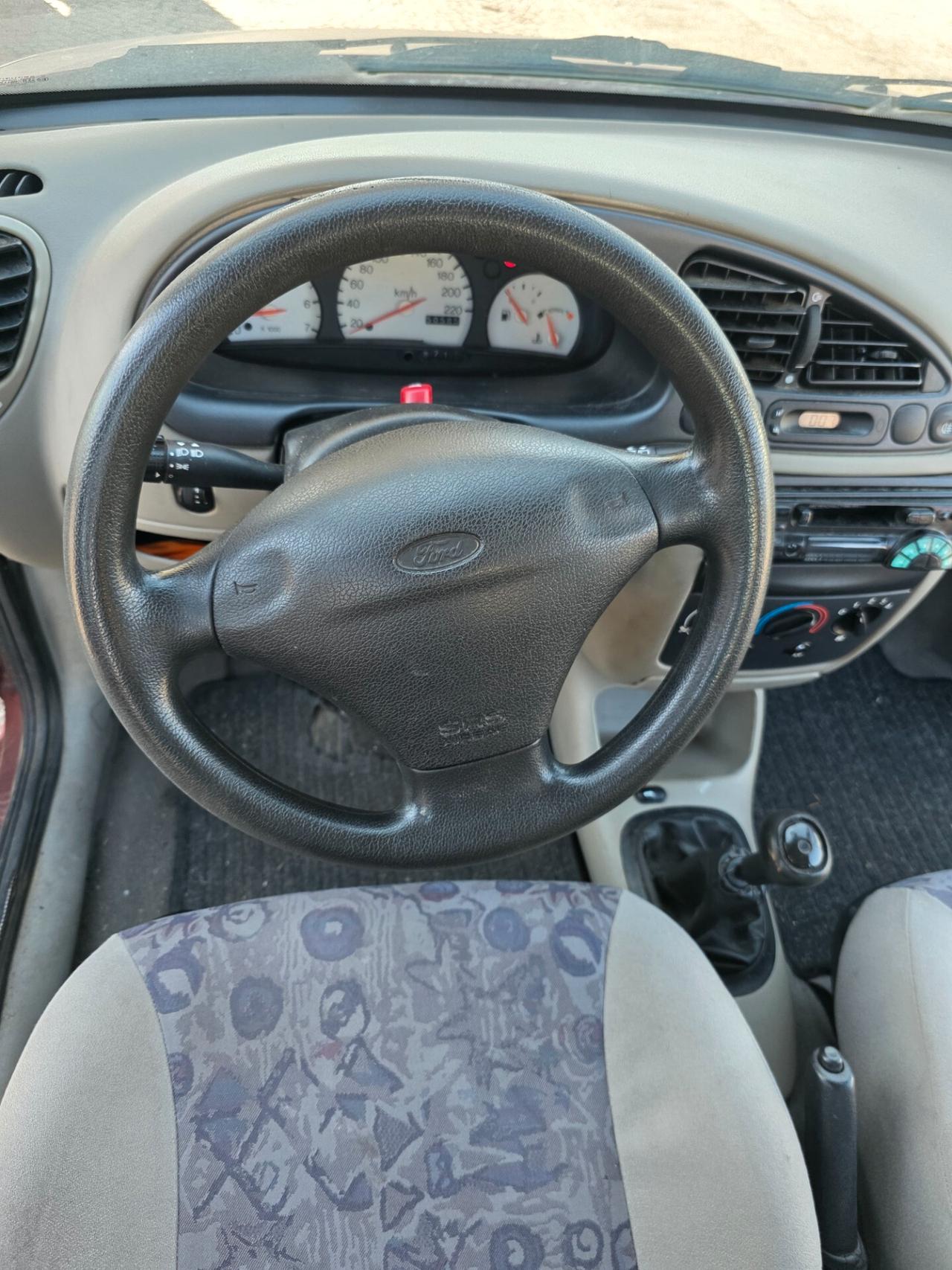 Ford Fiesta 1.2i 16V cat 5 porte Ghia con 150.000km Unicoproprietario