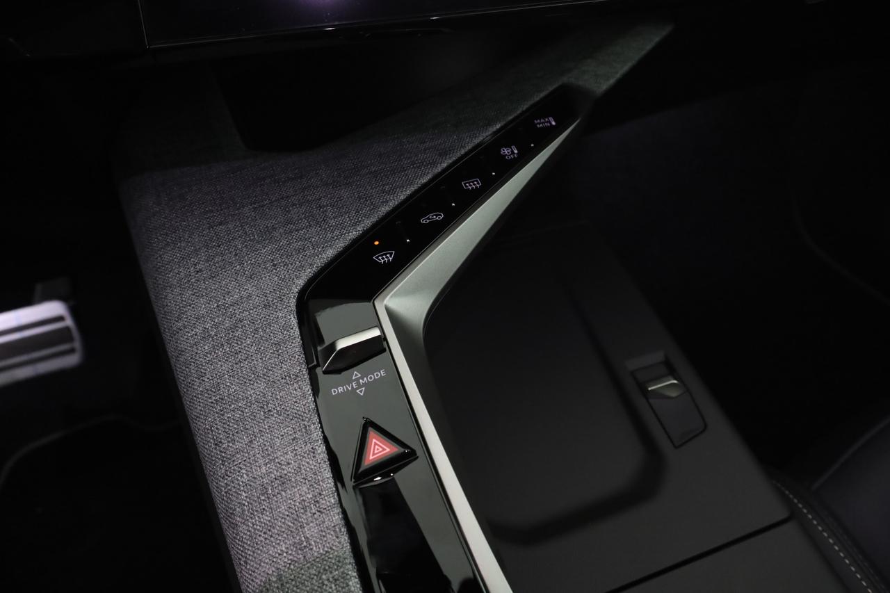 PEUGEOT 5008 3ª serie 5008 Hybrid 145 e-DCS6 GT