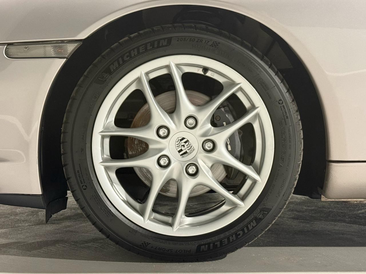Porsche Boxster 2.7i 24V cat