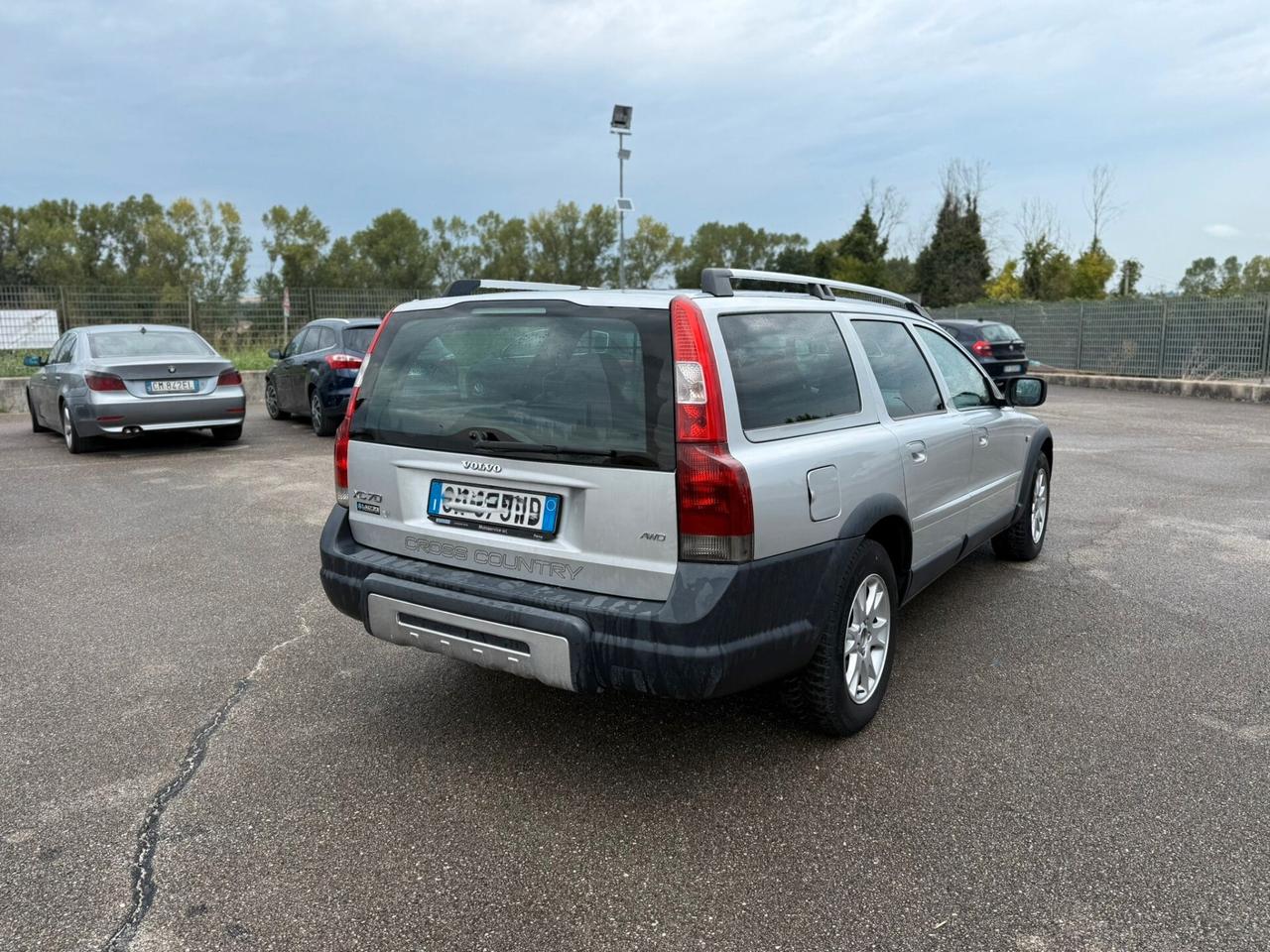 VOLVO XC70 CROSS COUNTRY 2.4 D 2006 12 MESI DI GARANZIA