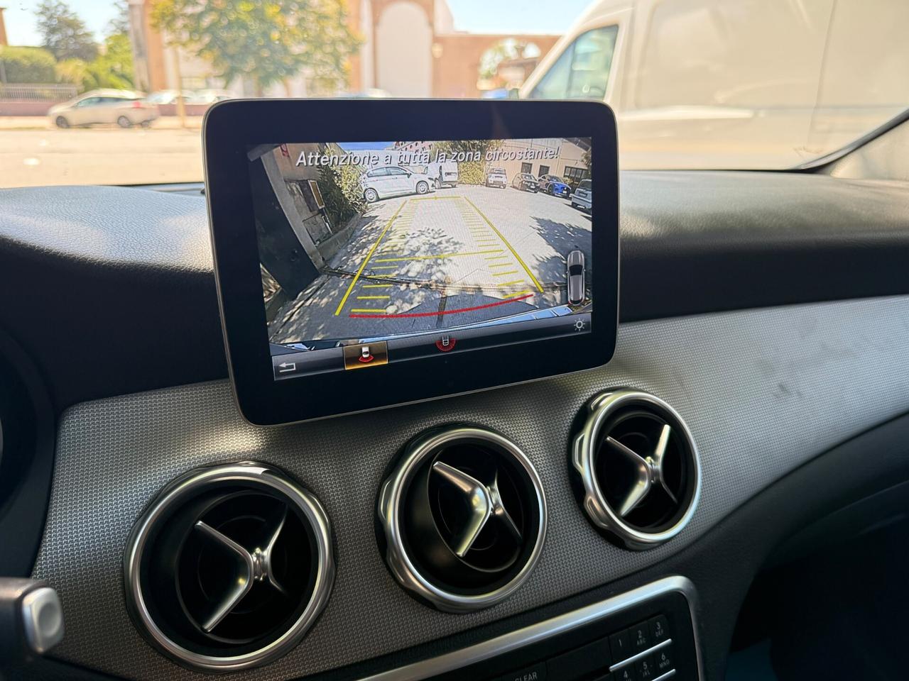 Mercedes GLA 180d SPORT Automatic
