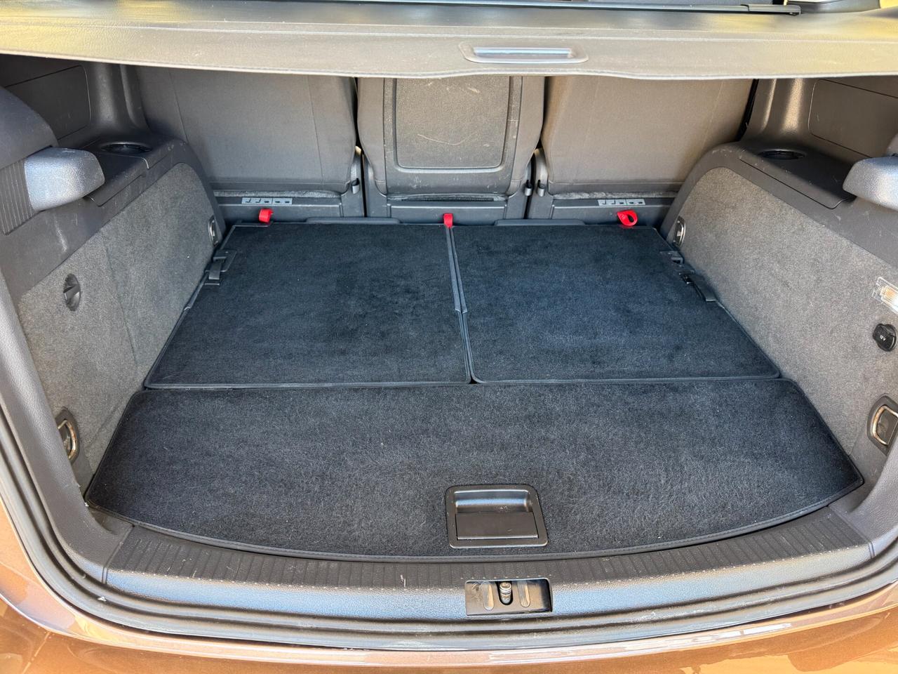 Volkswagen Touran Business 1.6 TDI Comfortline BMT