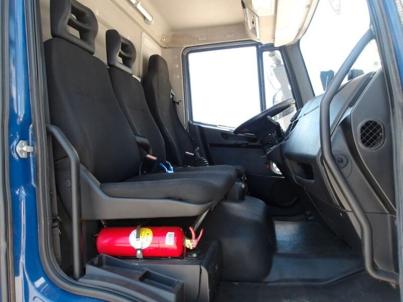 IVECO EUROCARGO 120 - 22 (Euro 6) 399.796 km