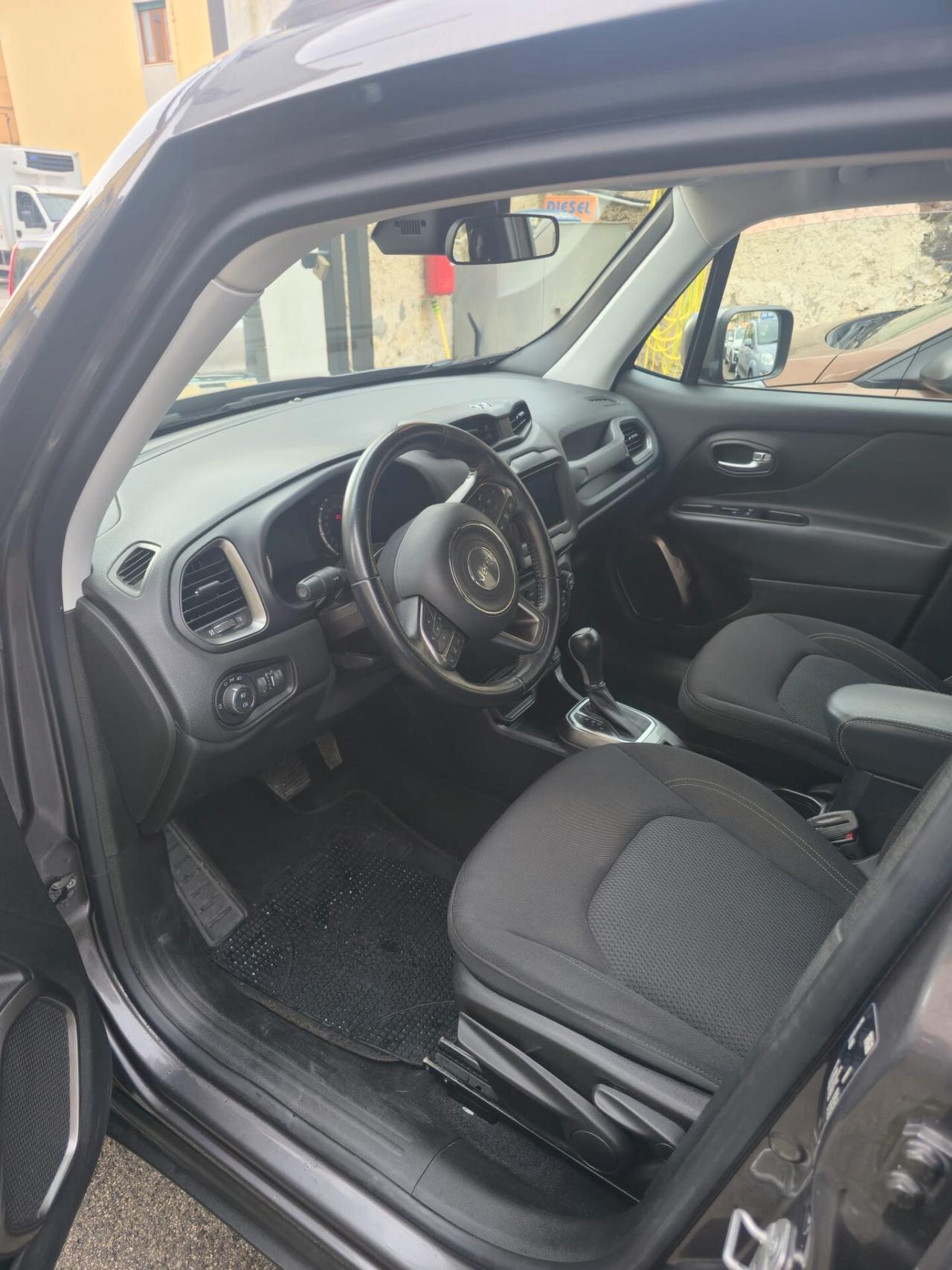 Jeep Renegade 1.6 Mjt DDCT 120 CV Limited