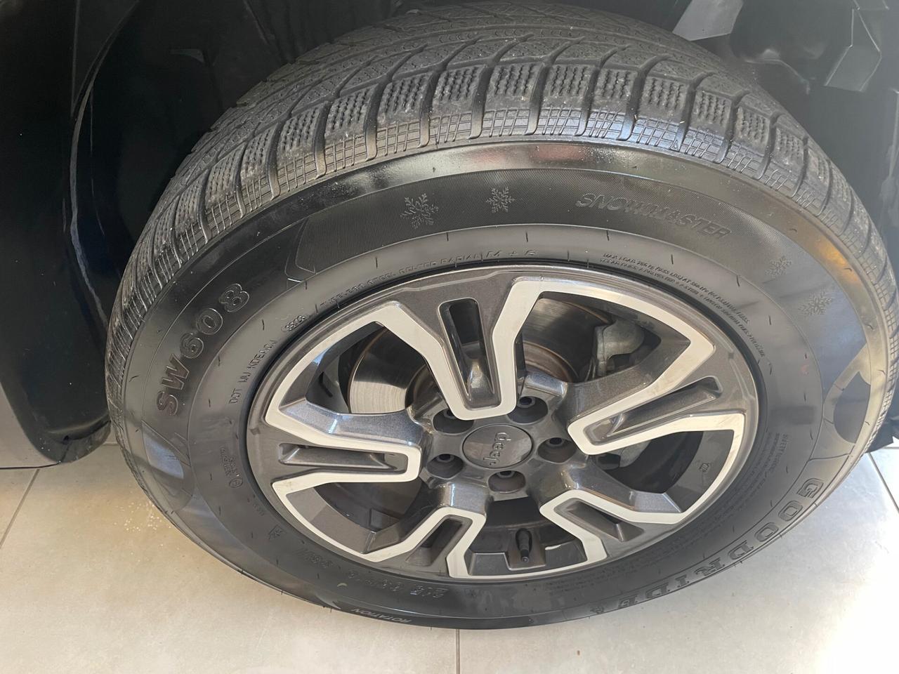Jeep Renegade 1.6 Mjt 120 CV Longitude
