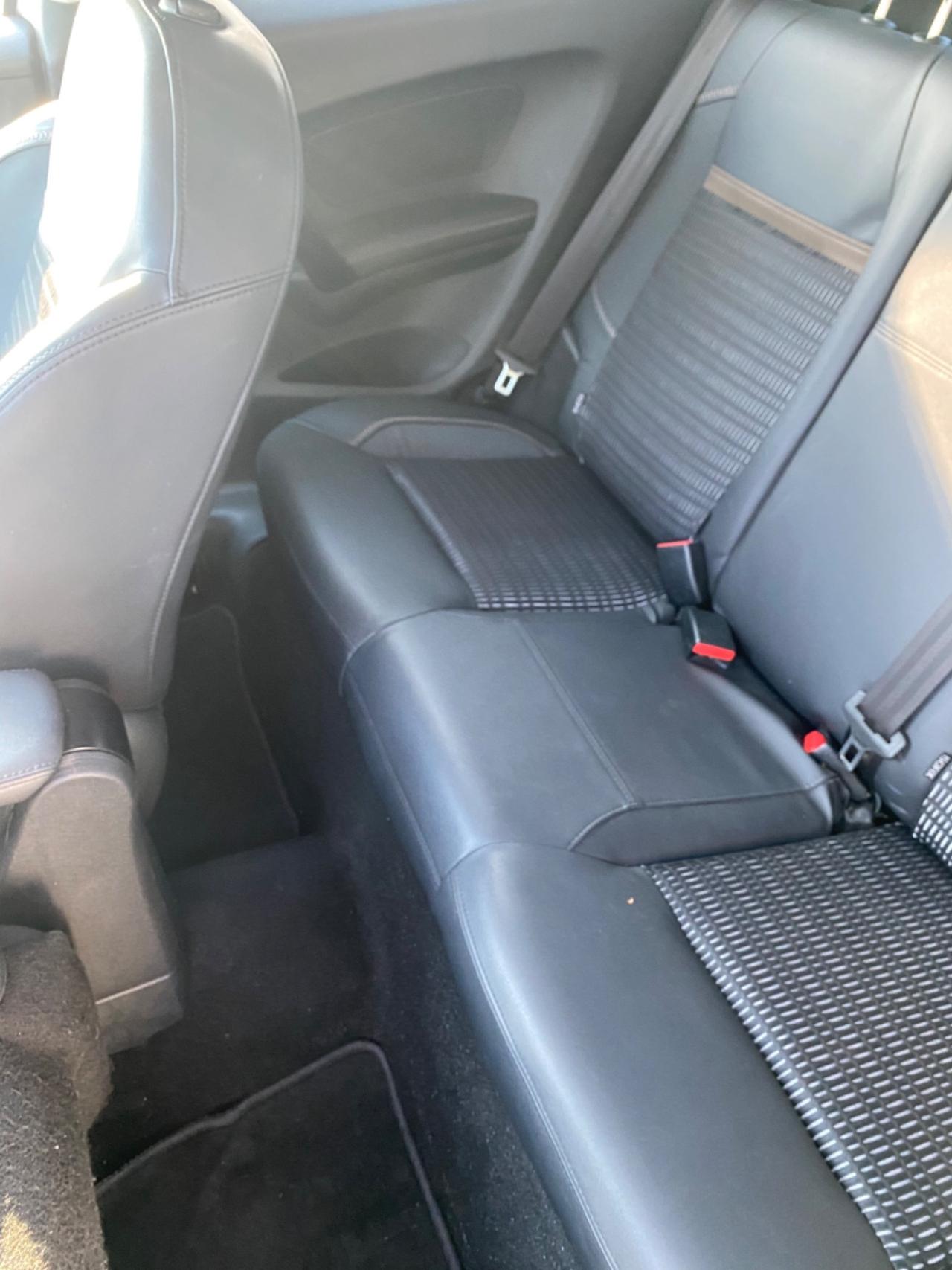 Peugeot 208 1.6 e-HDi 92 CV Stop&Start 3 porte Active