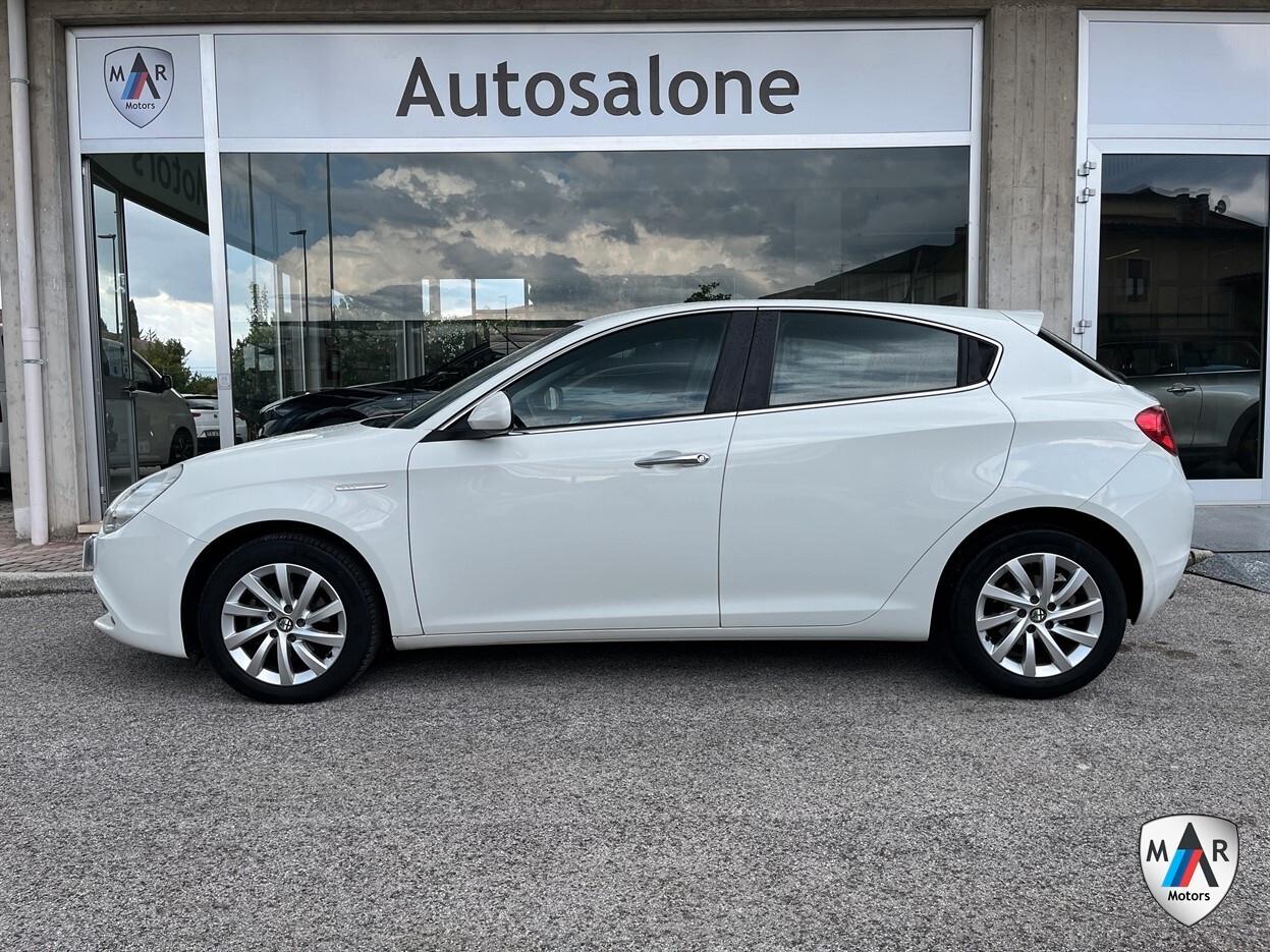 Alfa Romeo Giulietta 1.6 JTDm-2 105 CV Distinctive