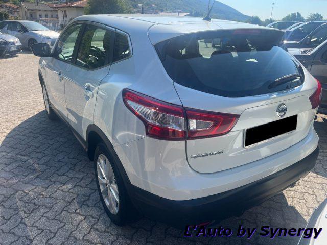 NISSAN Qashqai 1.6 dCi 2WD N-Connecta