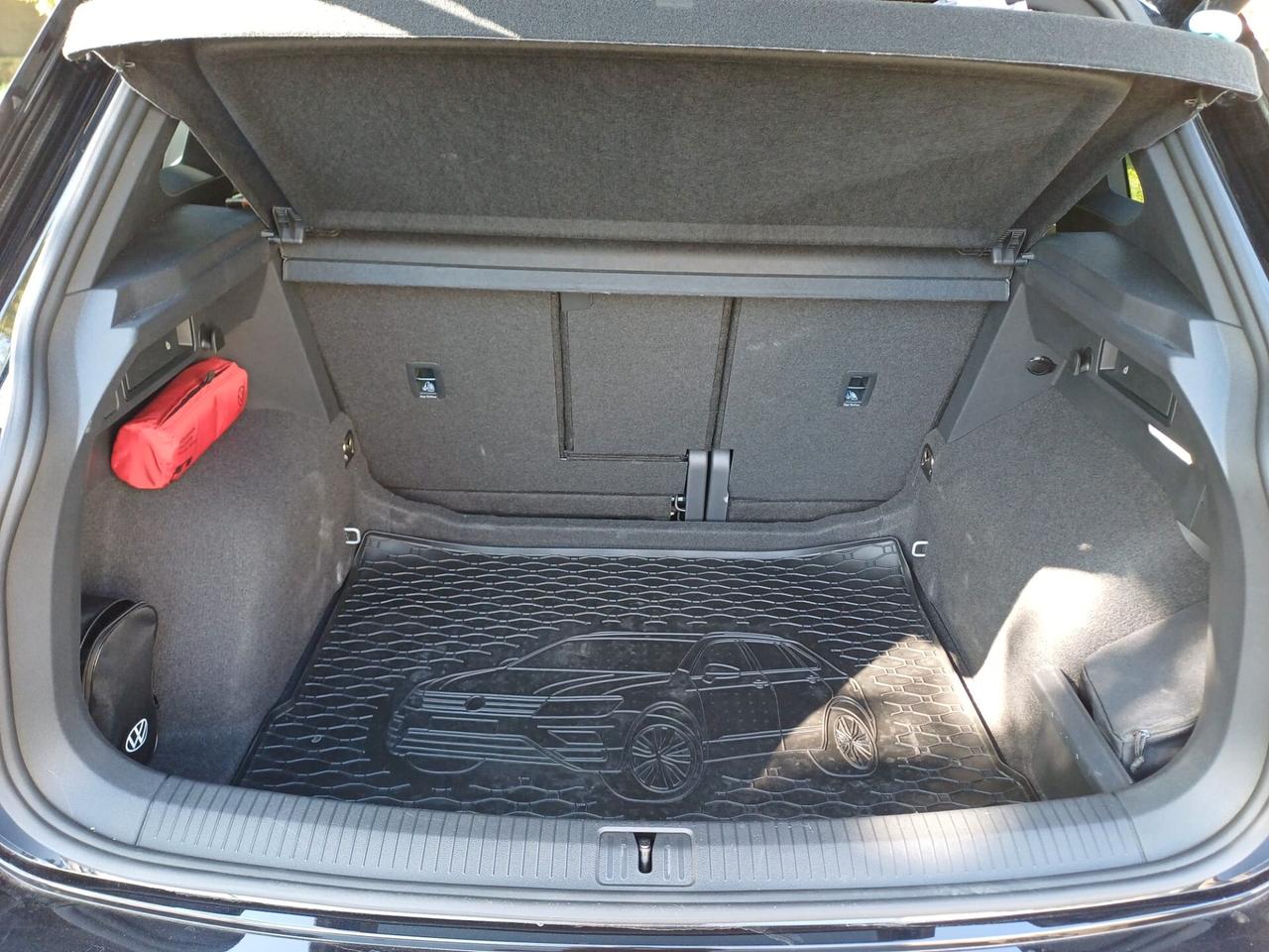 Volkswagen Tiguan 2.0 TDI 150 cv SCR DSG R-Line
